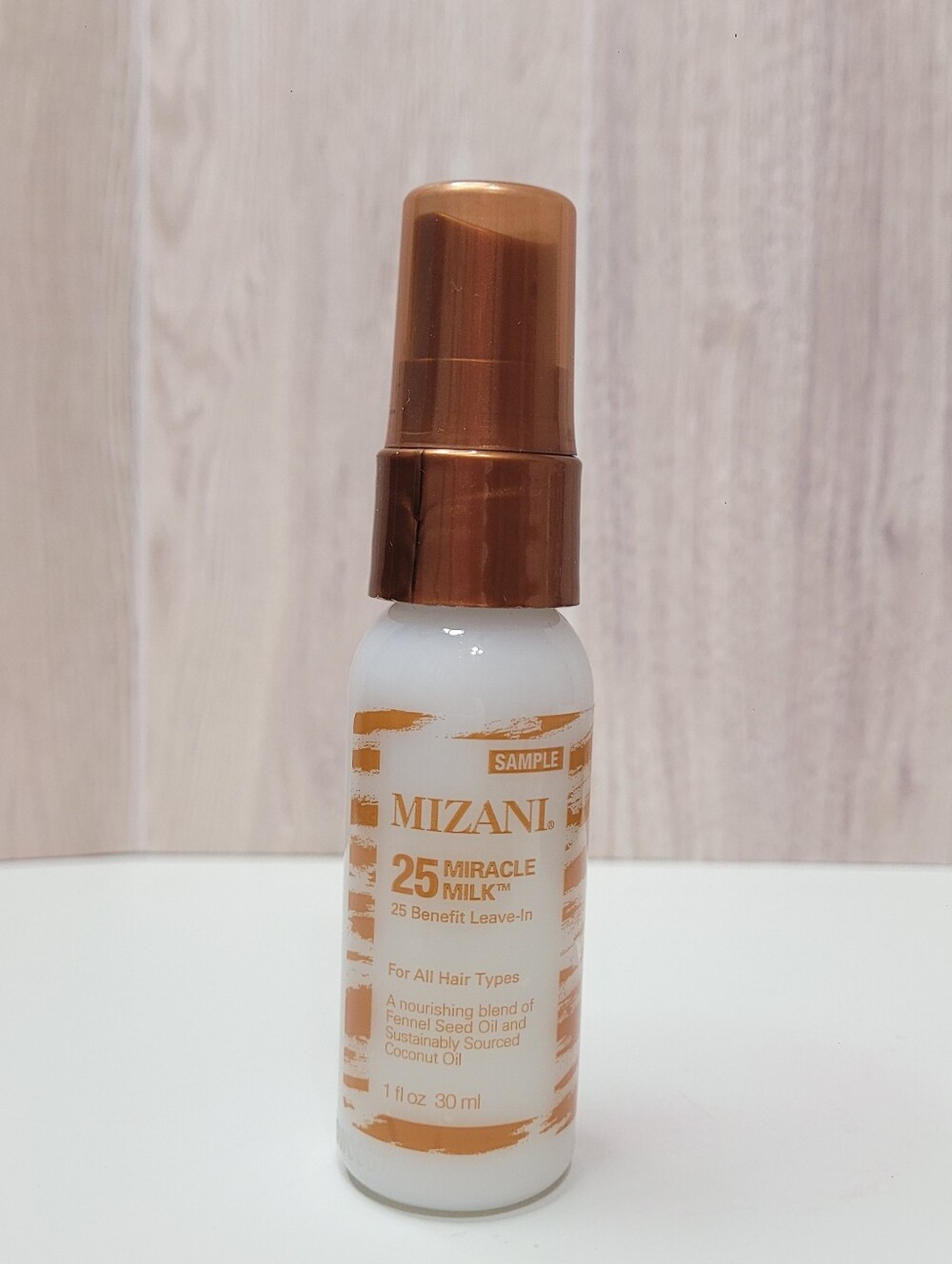 Mizani 25 Miracle Milk Leave-In Conditioner Spray - White & Copper